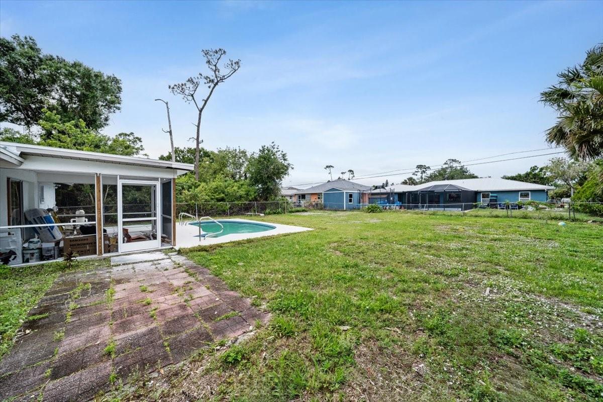 Image 18 of 20 For 21224 Quesada Avenue
