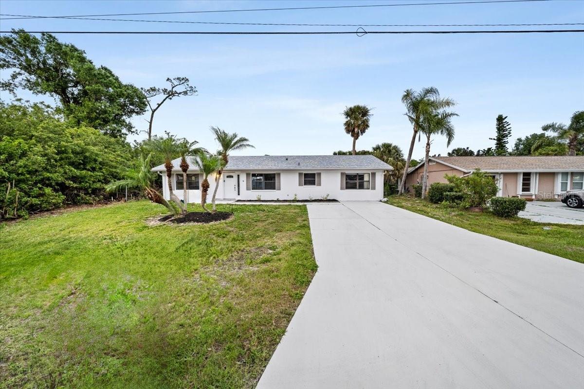 Image 20 of 20 For 21224 Quesada Avenue