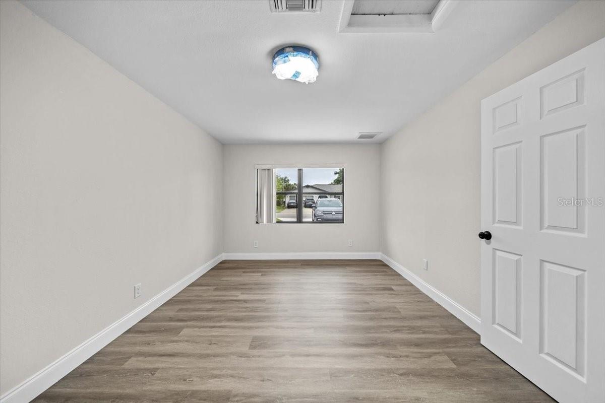 Image 7 of 20 For 21224 Quesada Avenue
