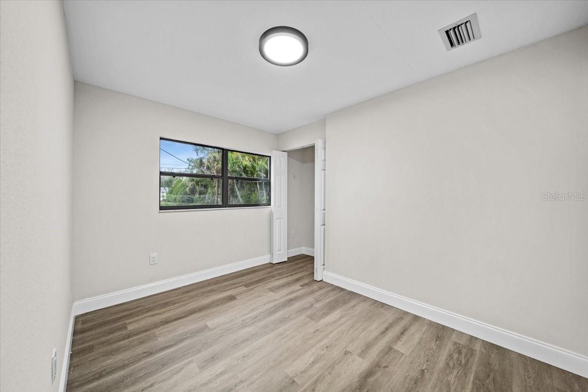 Image 8 of 20 For 21224 Quesada Avenue