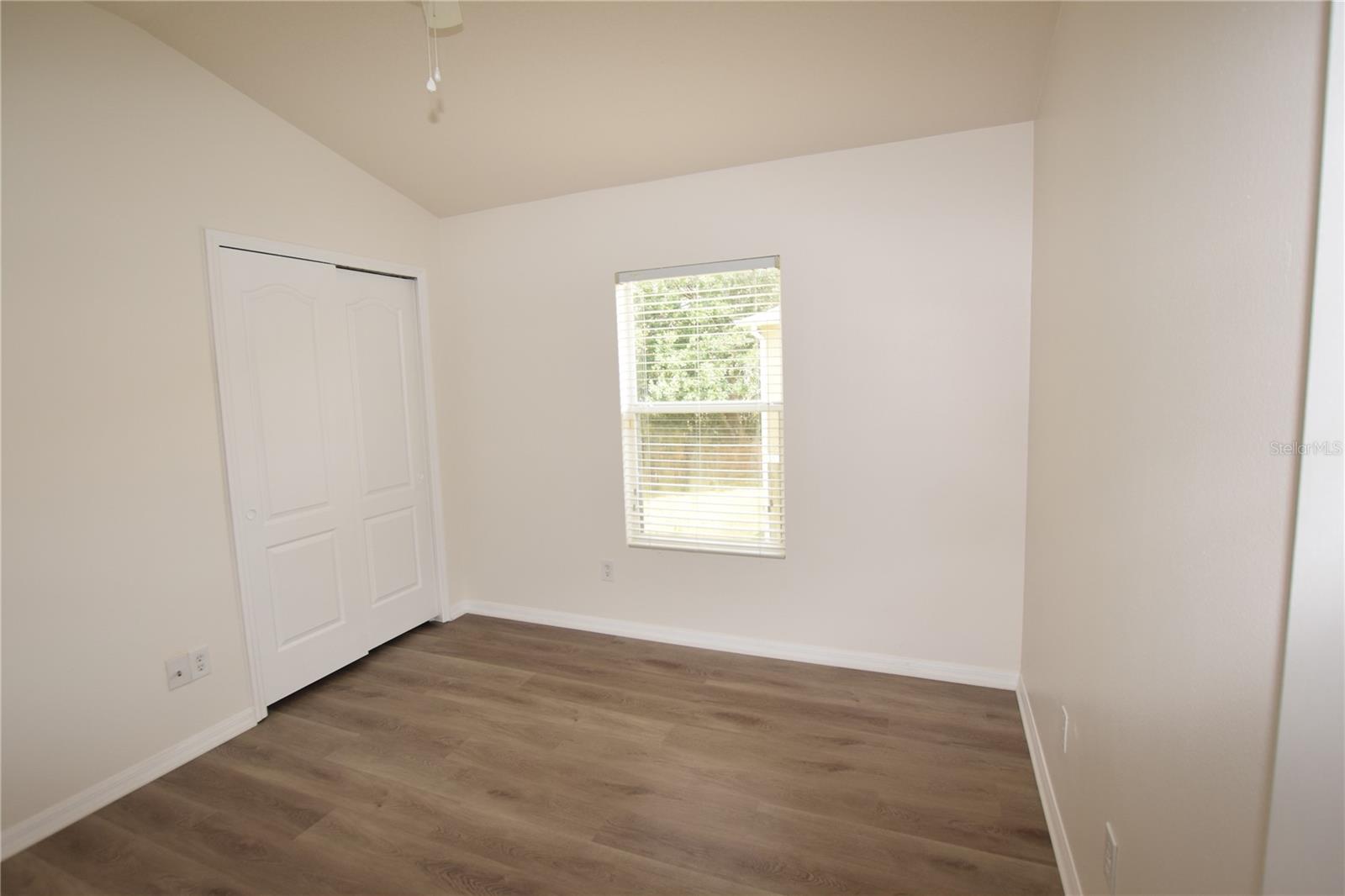 Image 24 of 40 For 15349 Oak Apple Court