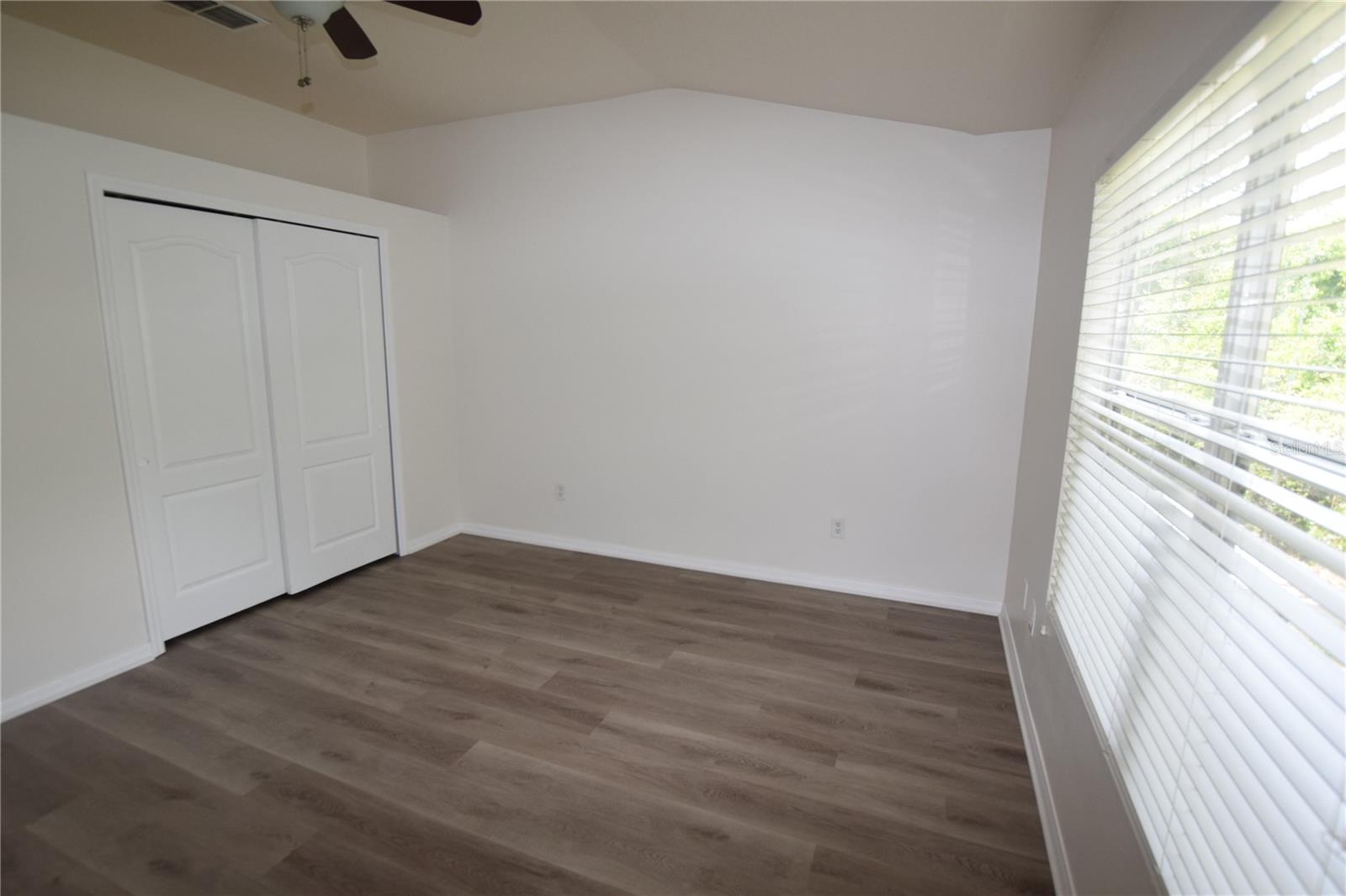 Image 32 of 40 For 15349 Oak Apple Court