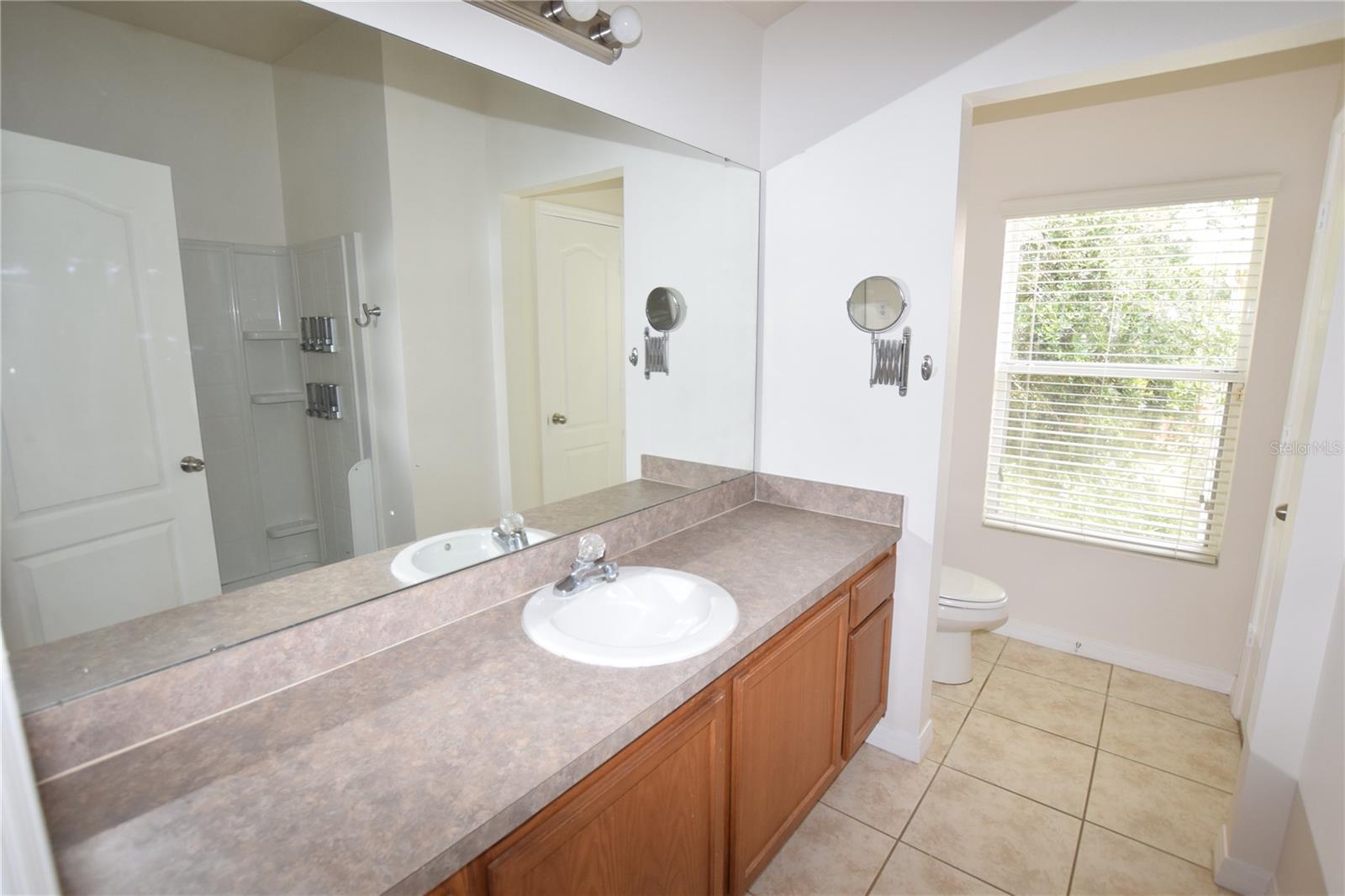 Image 35 of 40 For 15349 Oak Apple Court