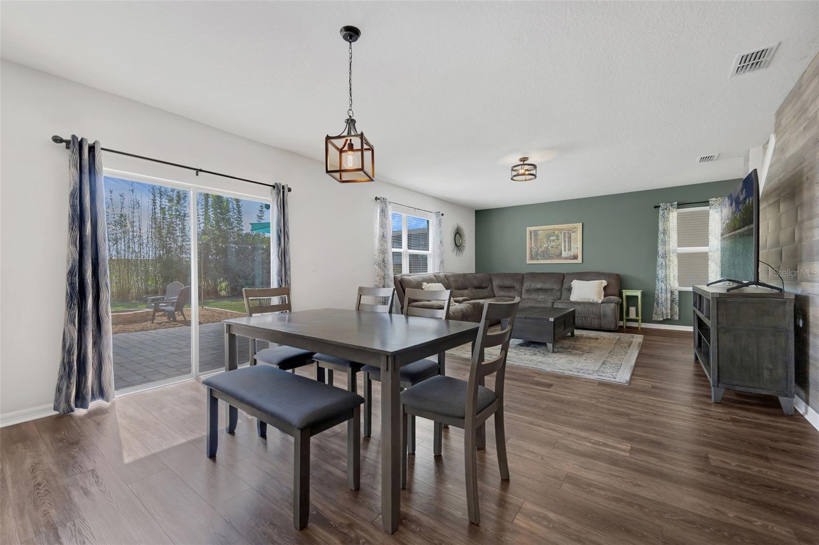 Image 12 of 66 For 455 Lazio Circle