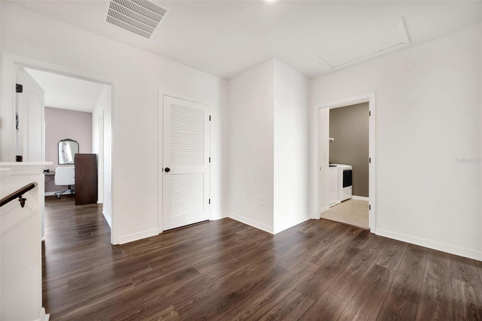 Image 17 of 66 For 455 Lazio Circle