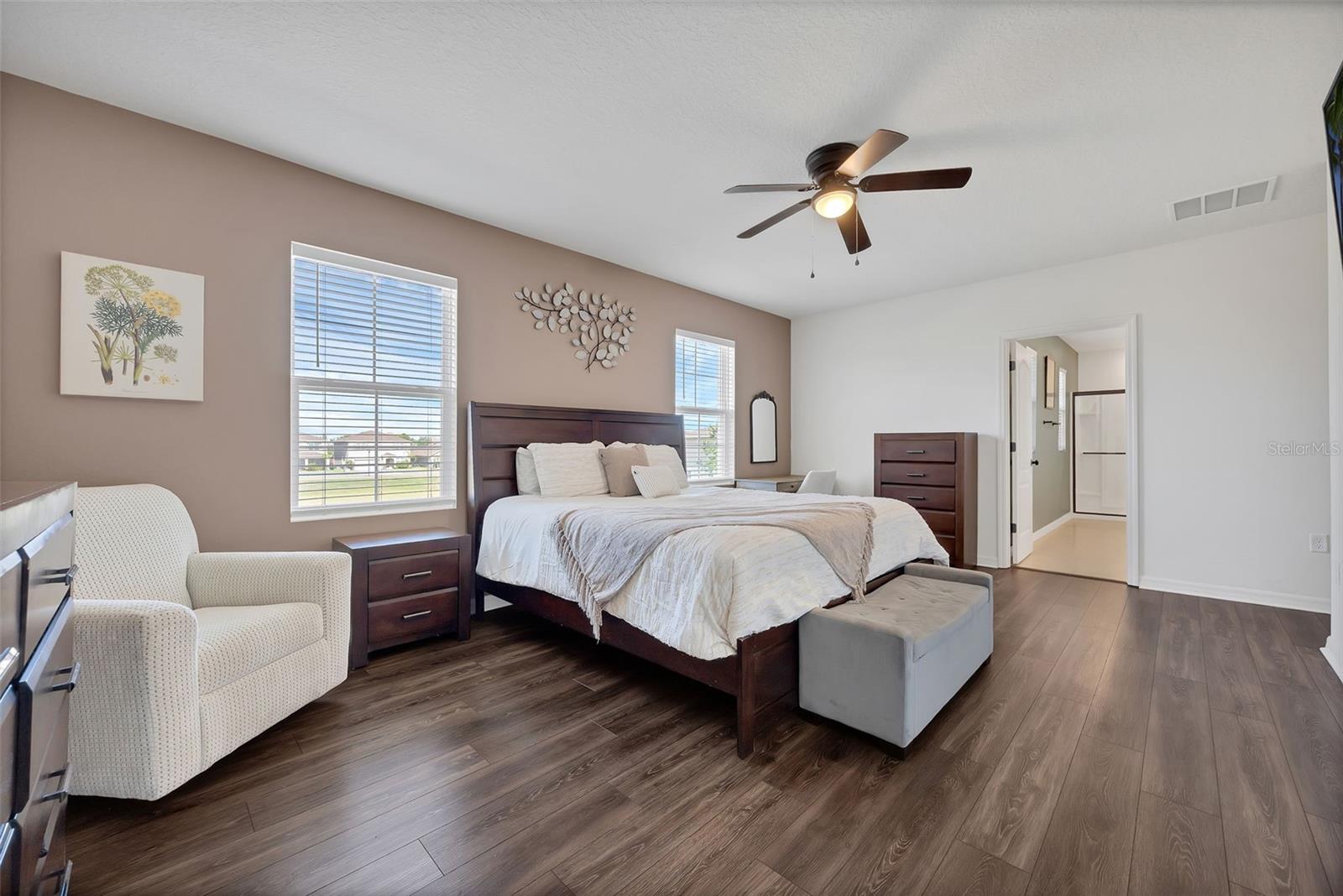 Image 19 of 66 For 455 Lazio Circle