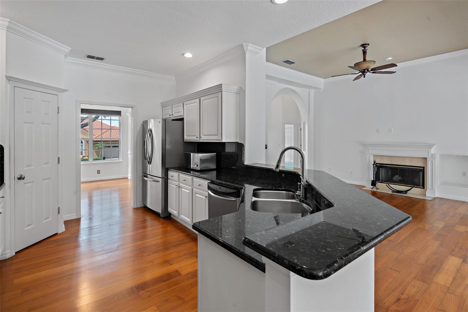Image 27 of 47 For 7698 Mount Carmel Drive