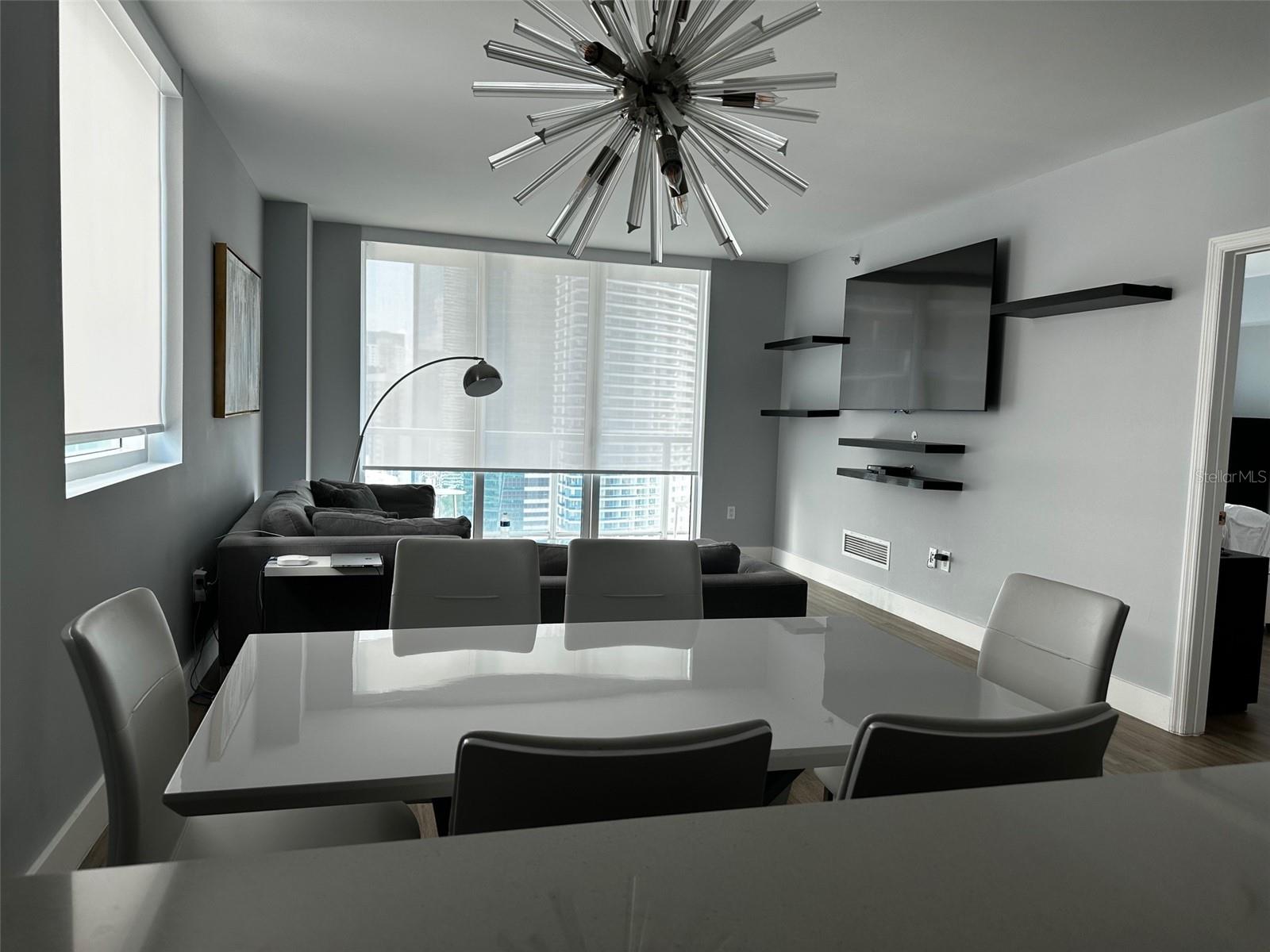 Image 4 of 13 For 500 Brickell Ave  3307