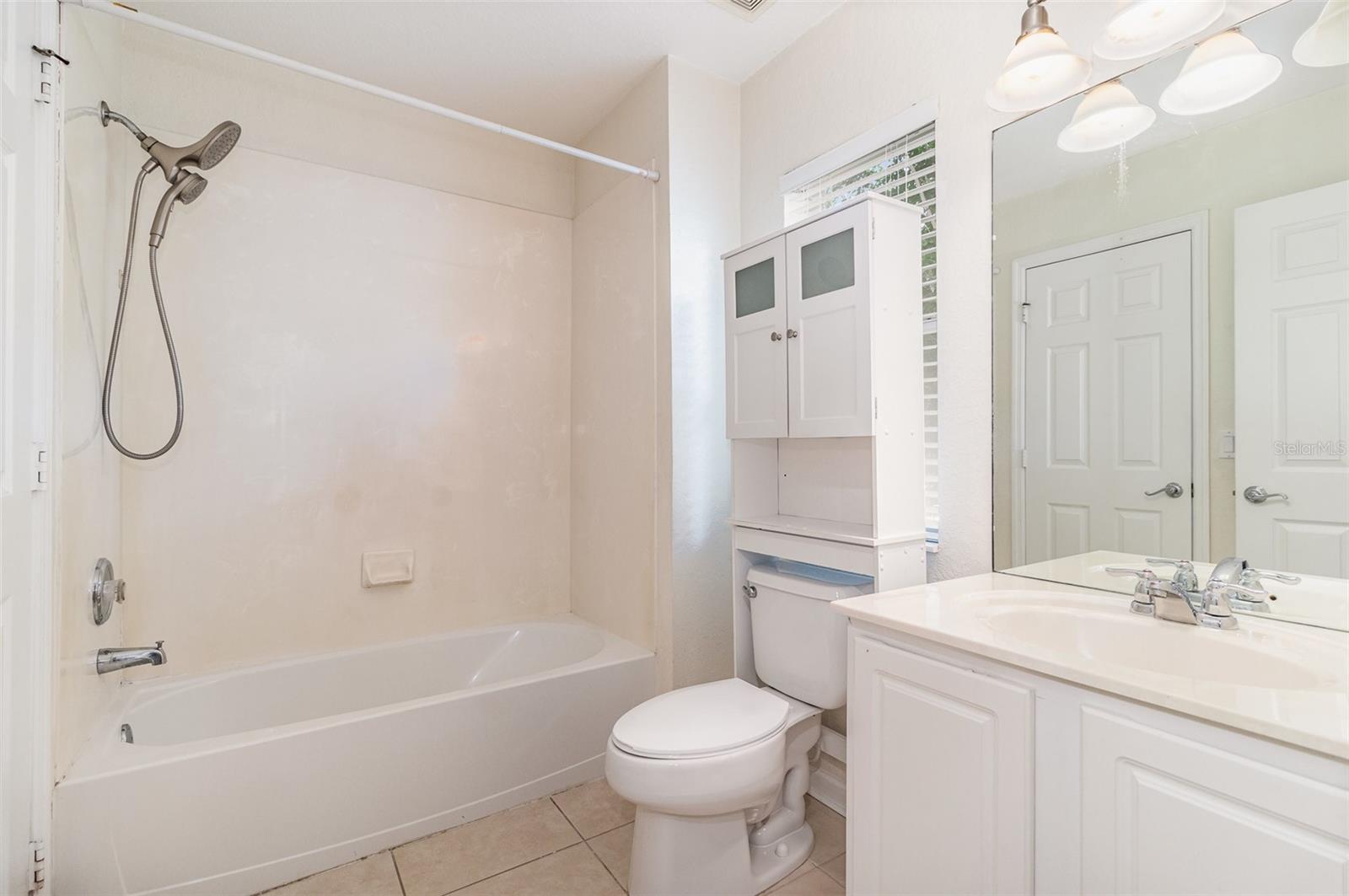 Image 20 of 23 For 2110 Stockton Drive