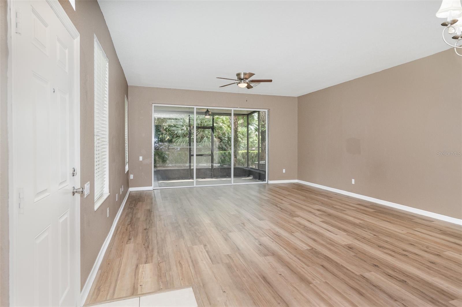 Image 7 of 23 For 2110 Stockton Drive