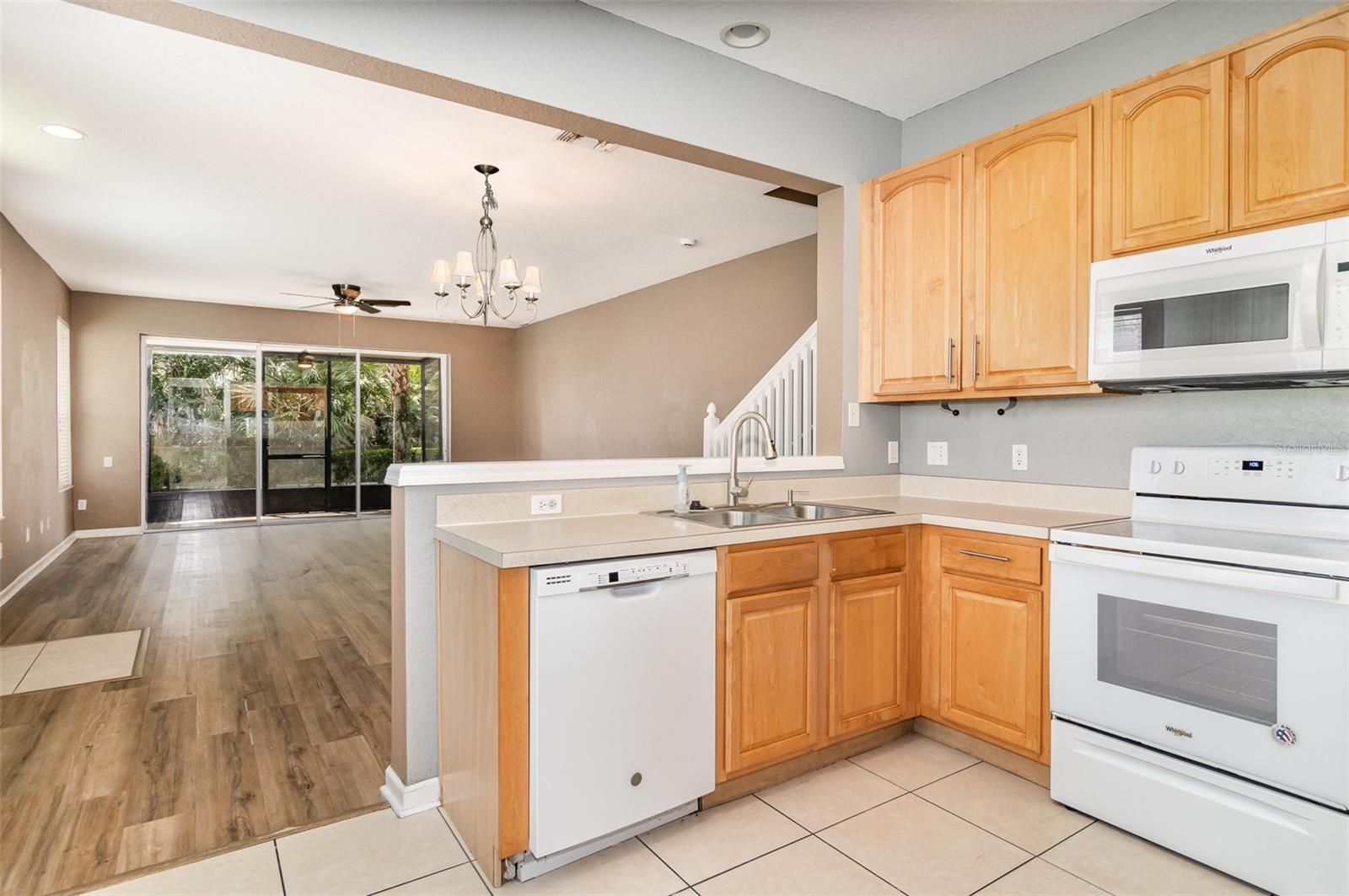 Image 8 of 23 For 2110 Stockton Drive