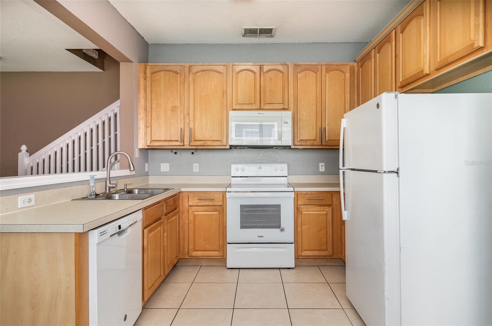 Image 9 of 23 For 2110 Stockton Drive