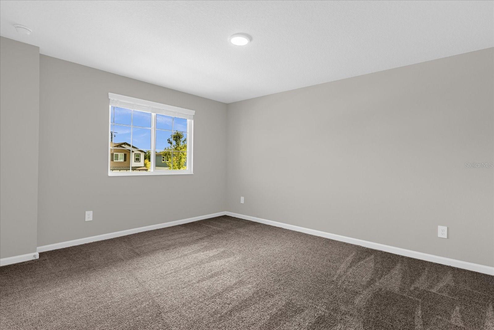 Image 14 of 24 For 146 Cape Honeysuckle Place