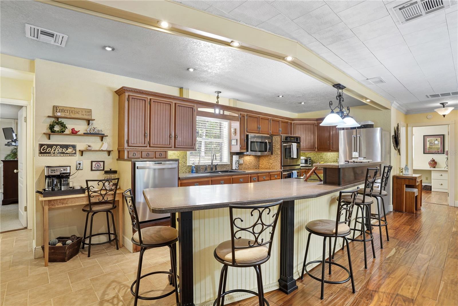 Image 10 of 46 For 1090 Braddock Road