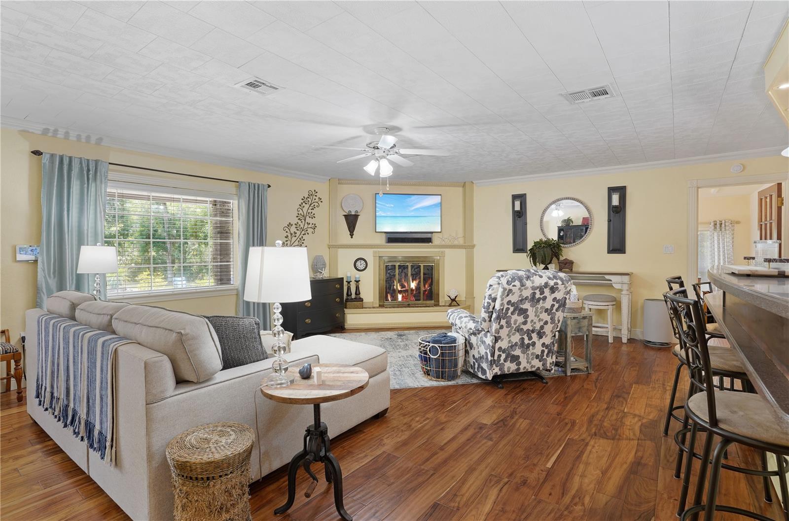 Image 7 of 46 For 1090 Braddock Road