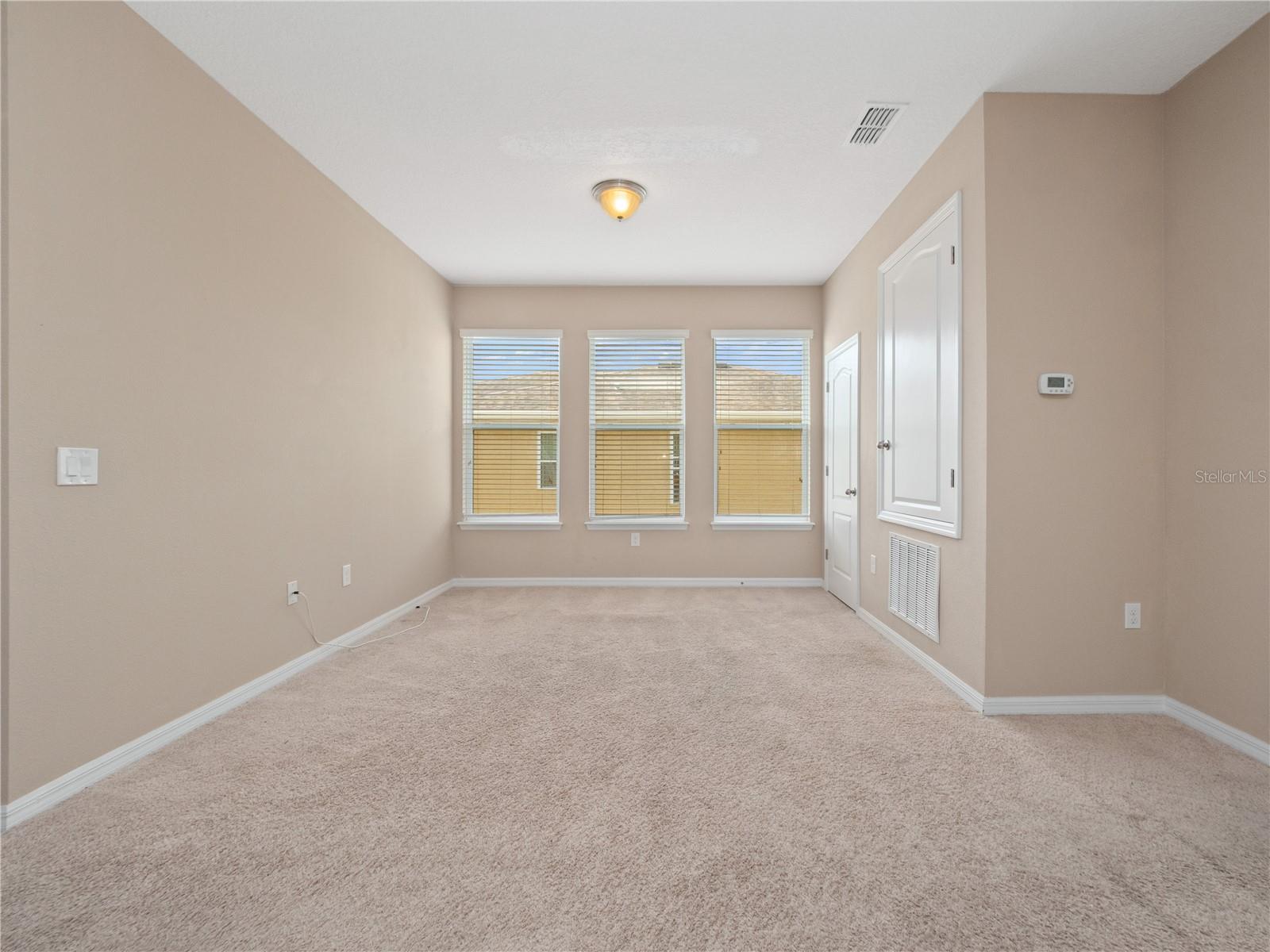 Image 17 of 36 For 1610 Mohegan Boulevard