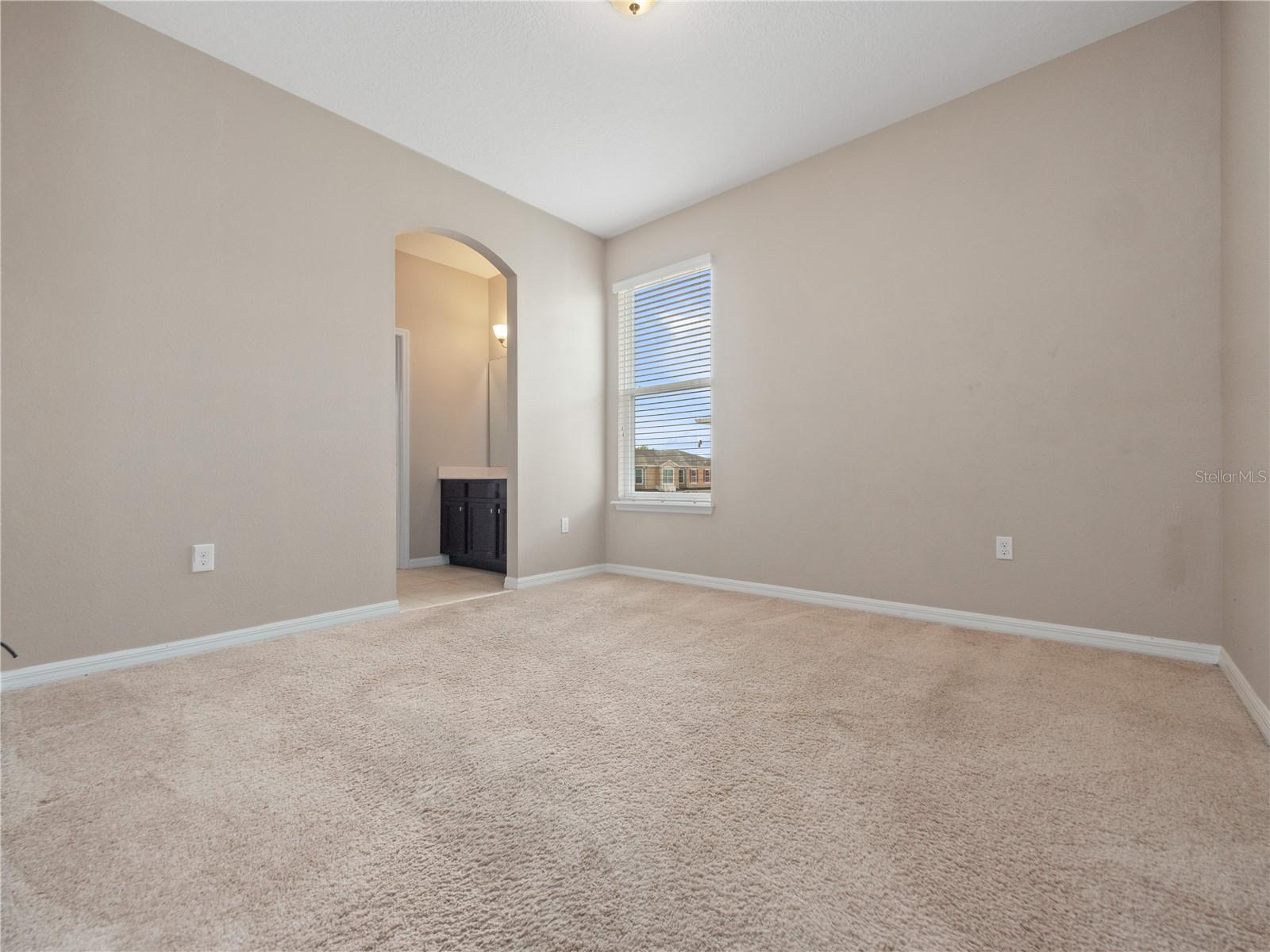 Image 23 of 36 For 1610 Mohegan Boulevard