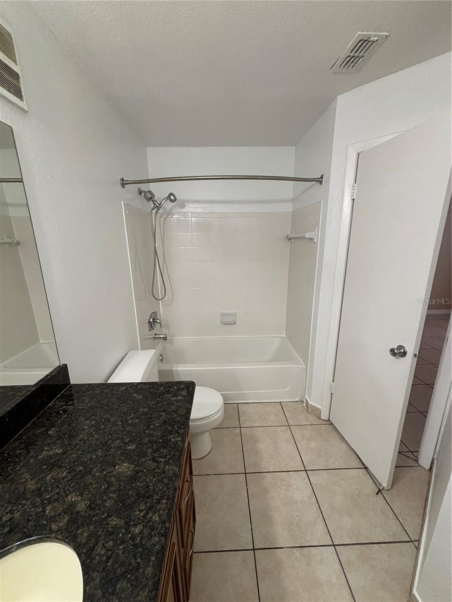 Image 12 of 20 For 4720 Walden Circle 1418