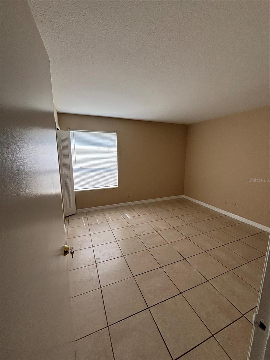 Image 16 of 20 For 4720 Walden Circle 1418