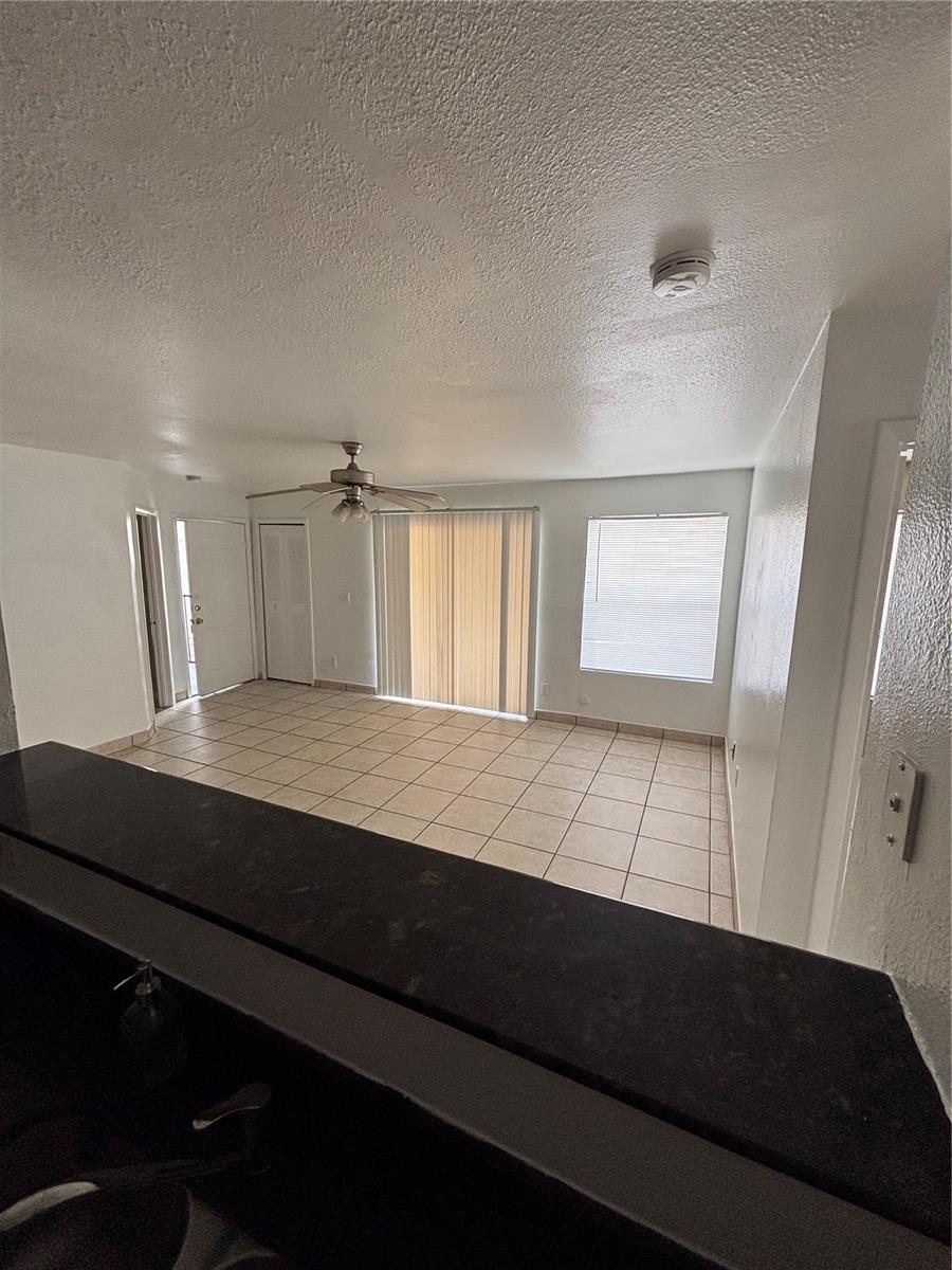 Image 7 of 20 For 4720 Walden Circle 1418