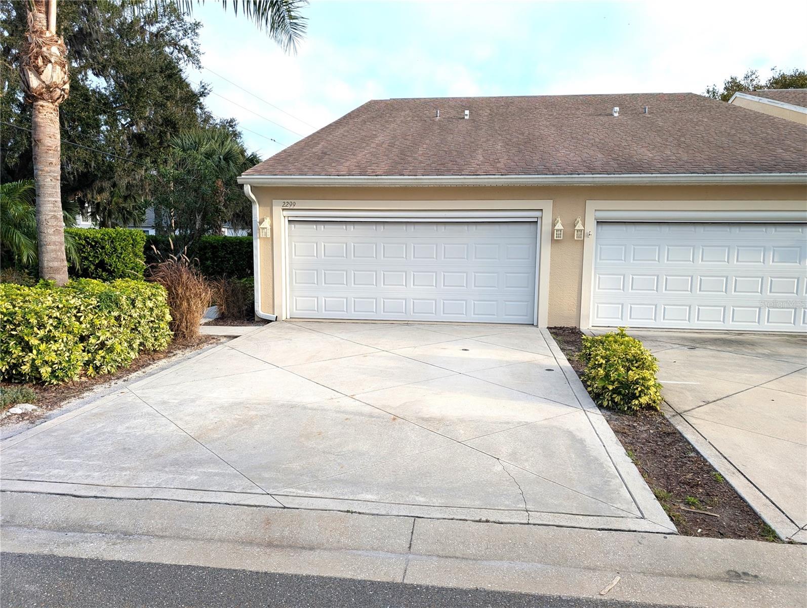 Image 3 of 31 For 2299 Hawks Cove Circle