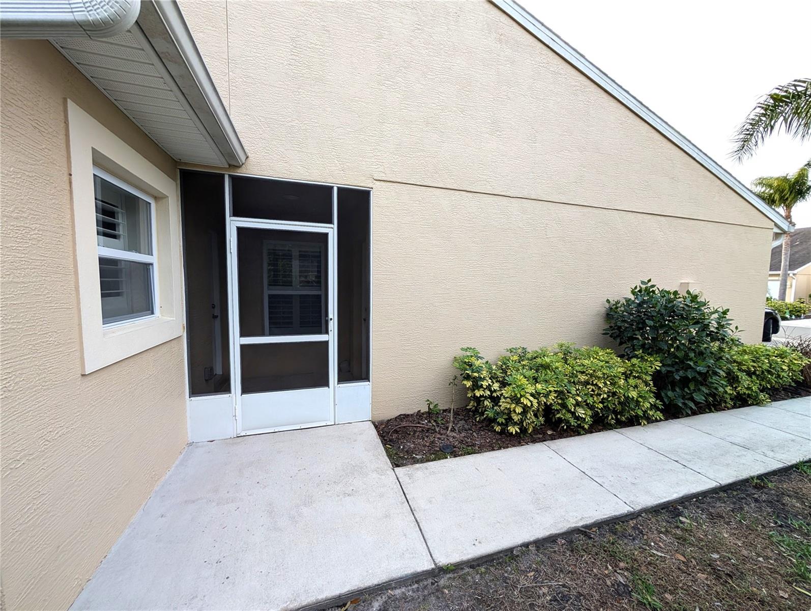 Image 5 of 31 For 2299 Hawks Cove Circle