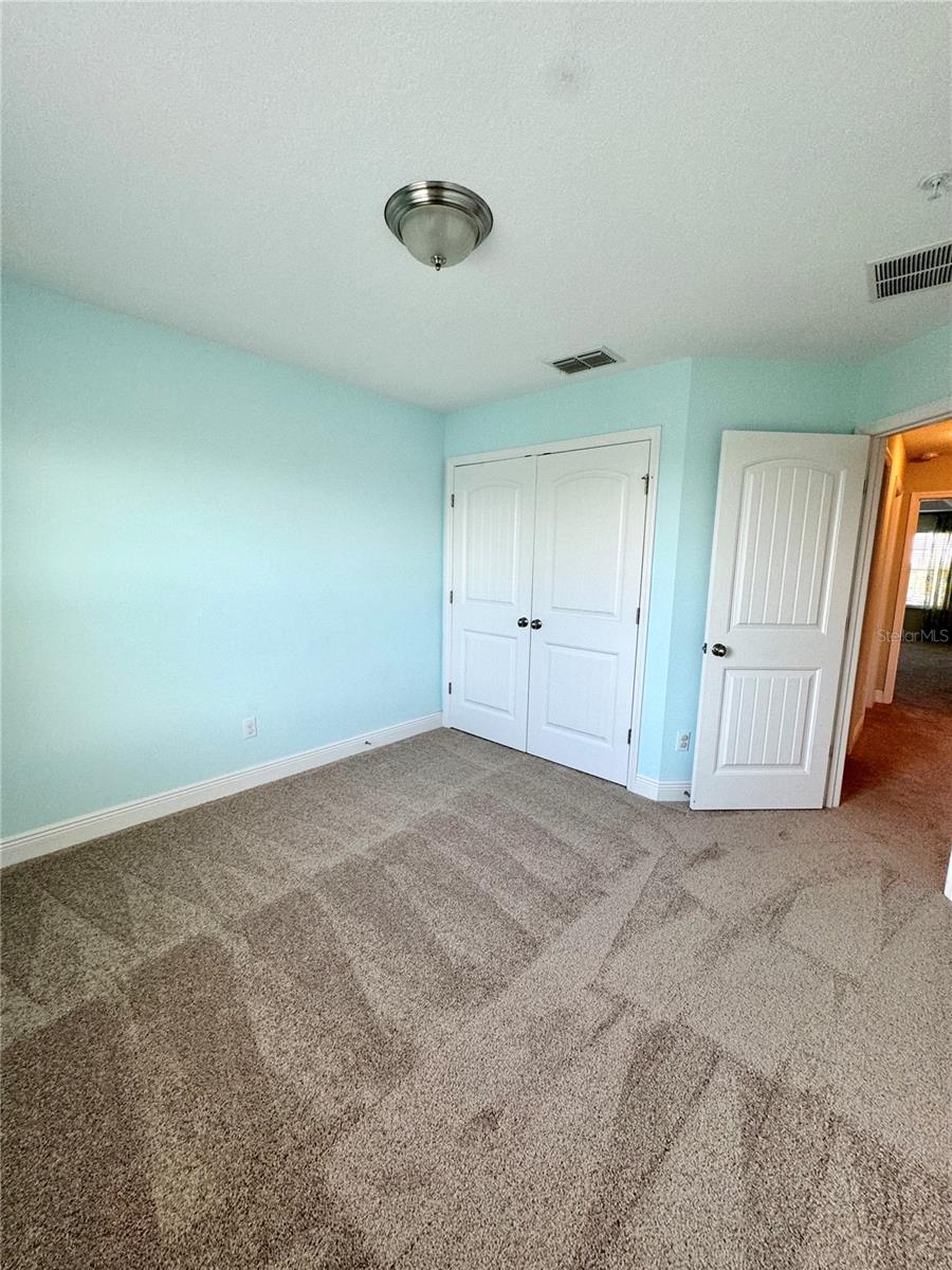 Image 17 of 27 For 10506 Green Ivy Lane