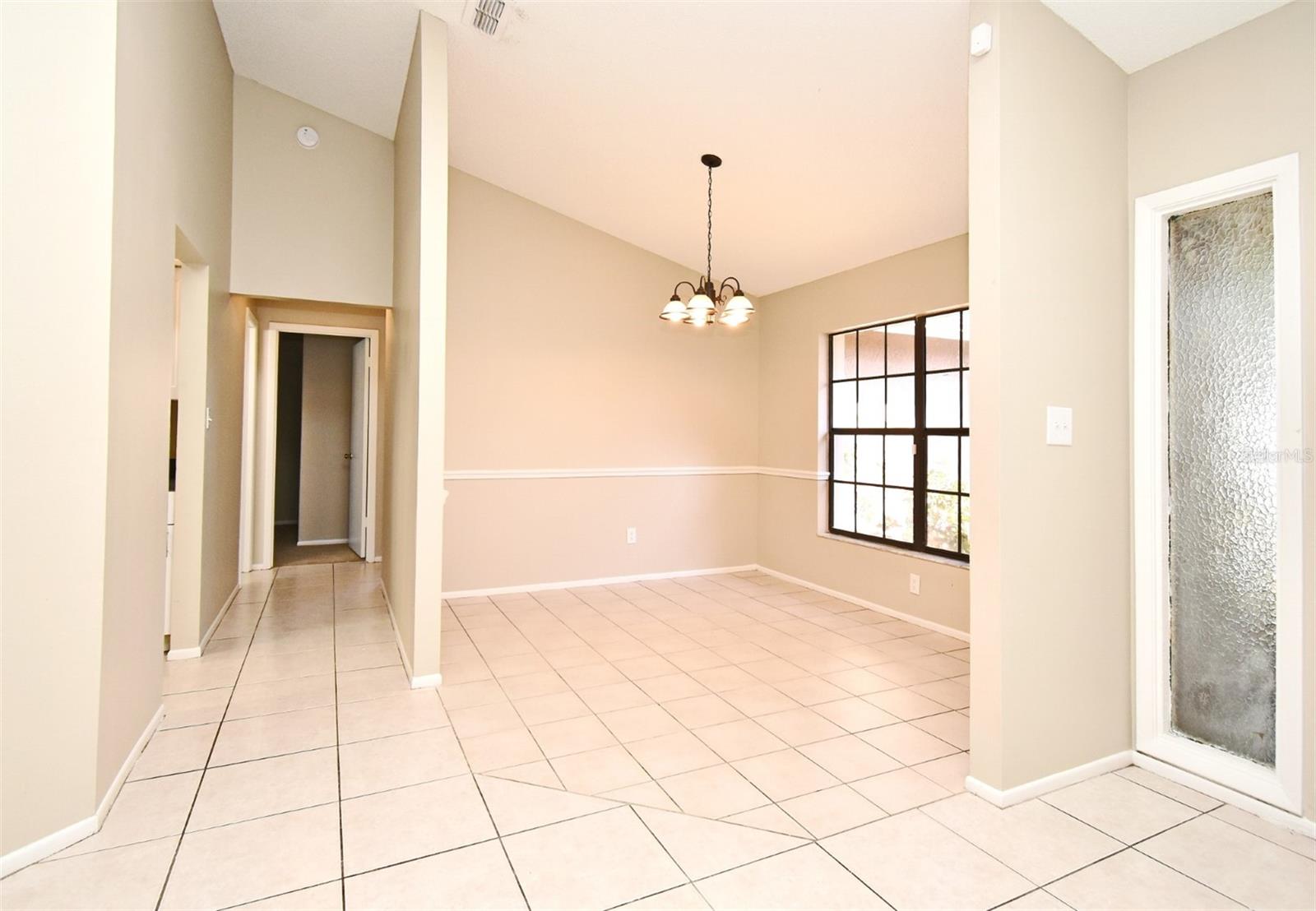 Image 12 of 25 For 984 Dinero Drive