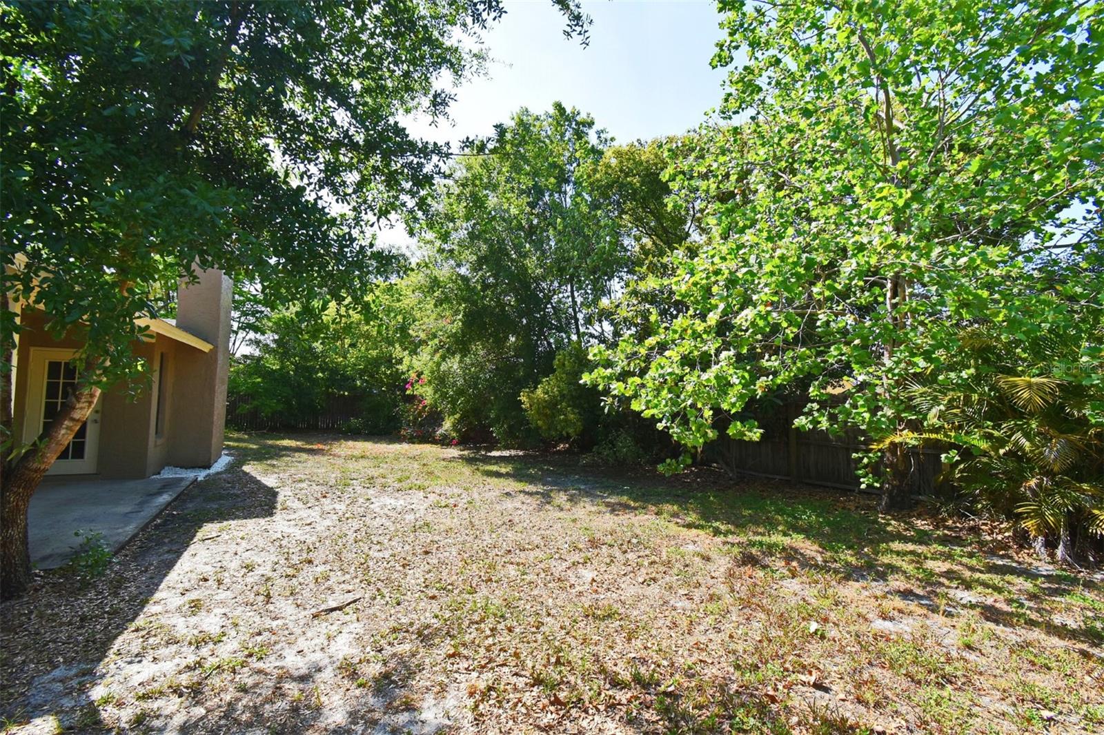 Image 25 of 25 For 984 Dinero Drive