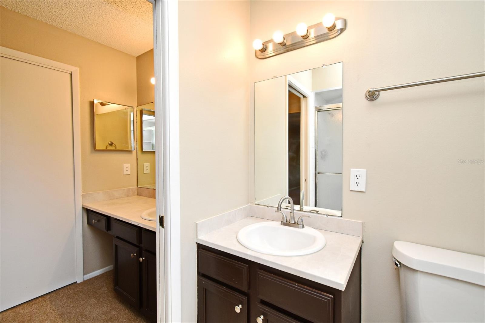 Image 6 of 25 For 984 Dinero Drive