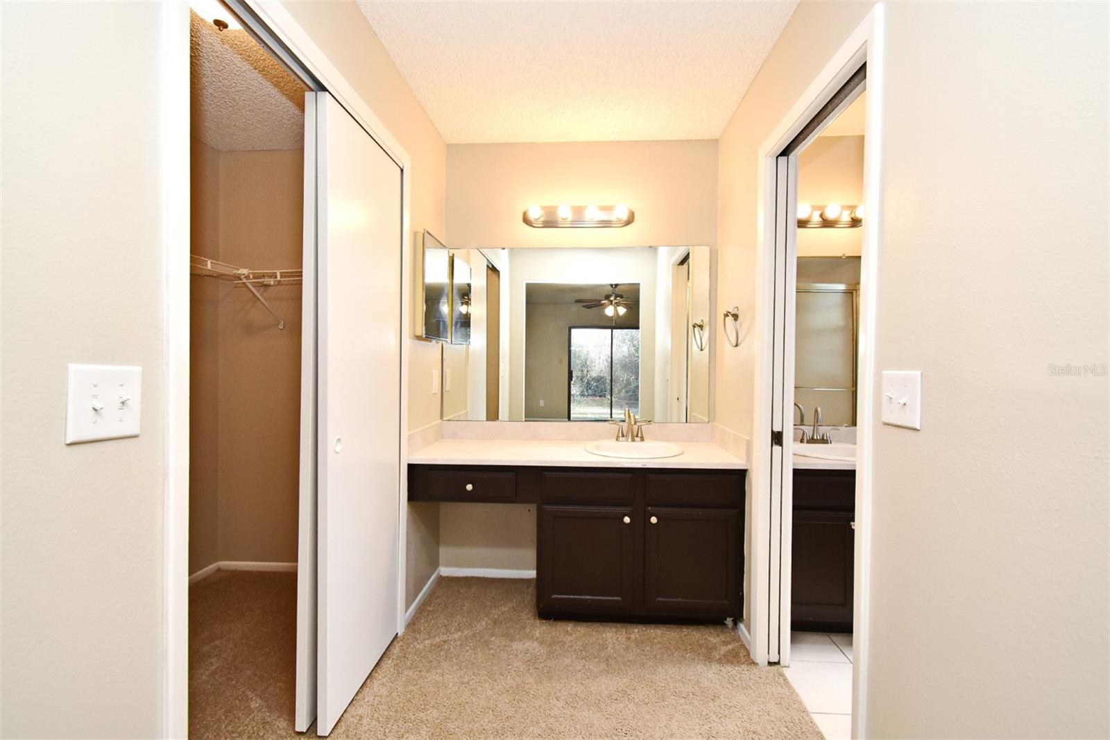 Image 7 of 25 For 984 Dinero Drive