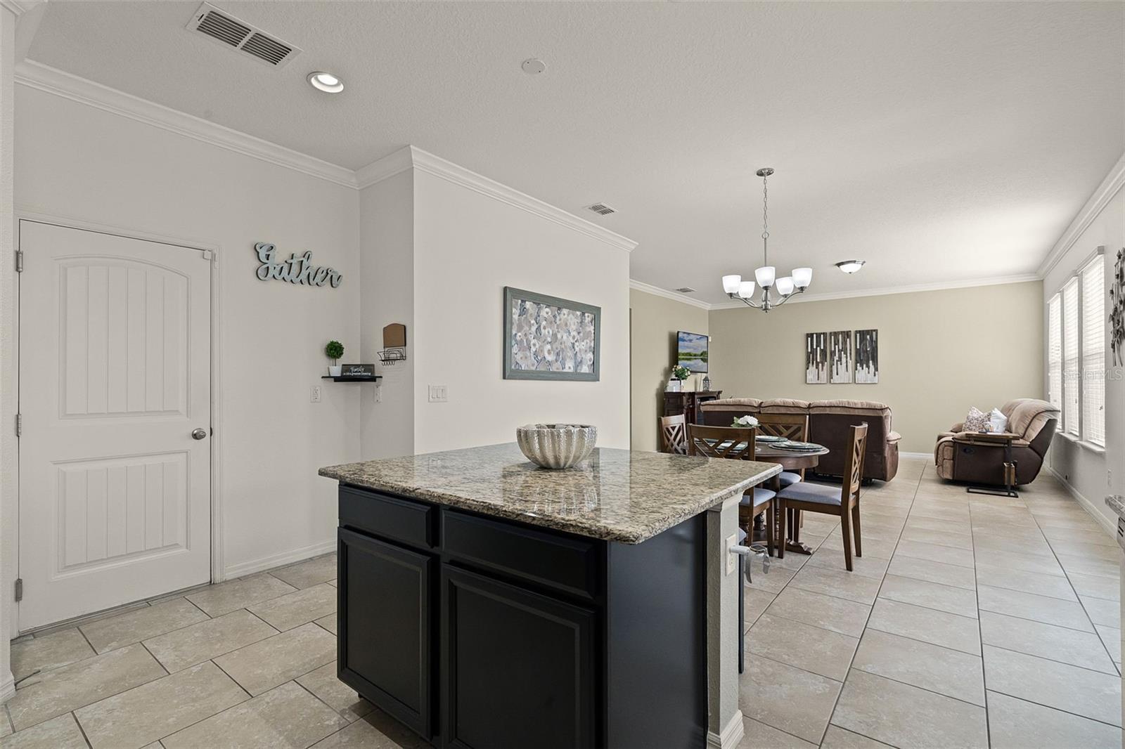 Image 10 of 37 For 1553 Caterpillar Street