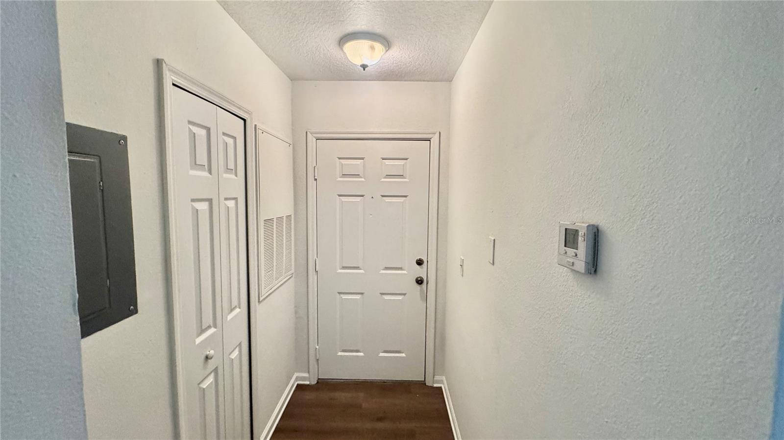 Image 3 of 13 For 6530 Swissco Drive 1126