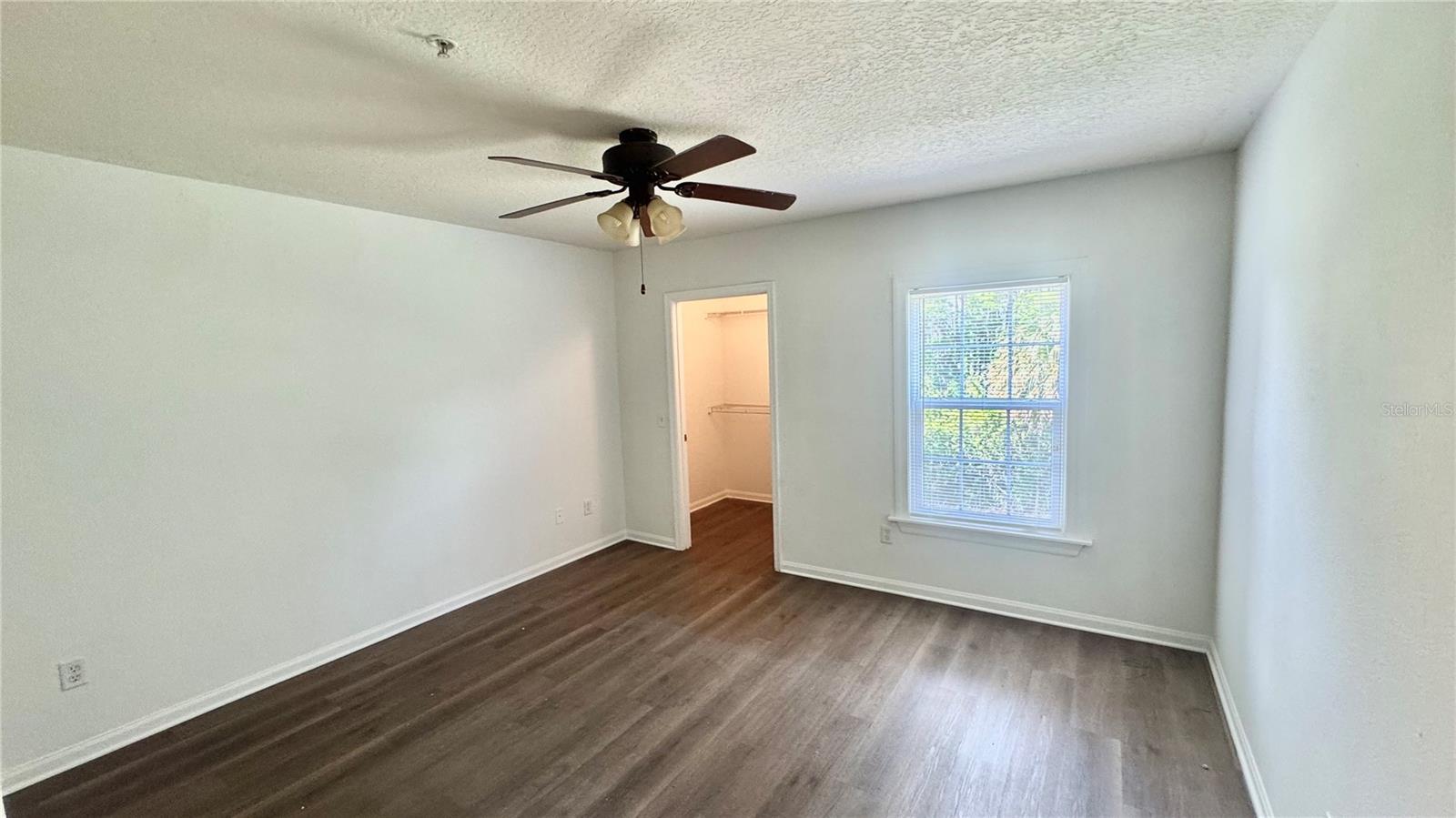 Image 8 of 13 For 6530 Swissco Drive 1126