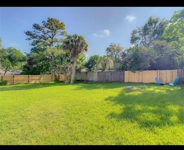 Listing photo id 15 for 401 Woodview Drive