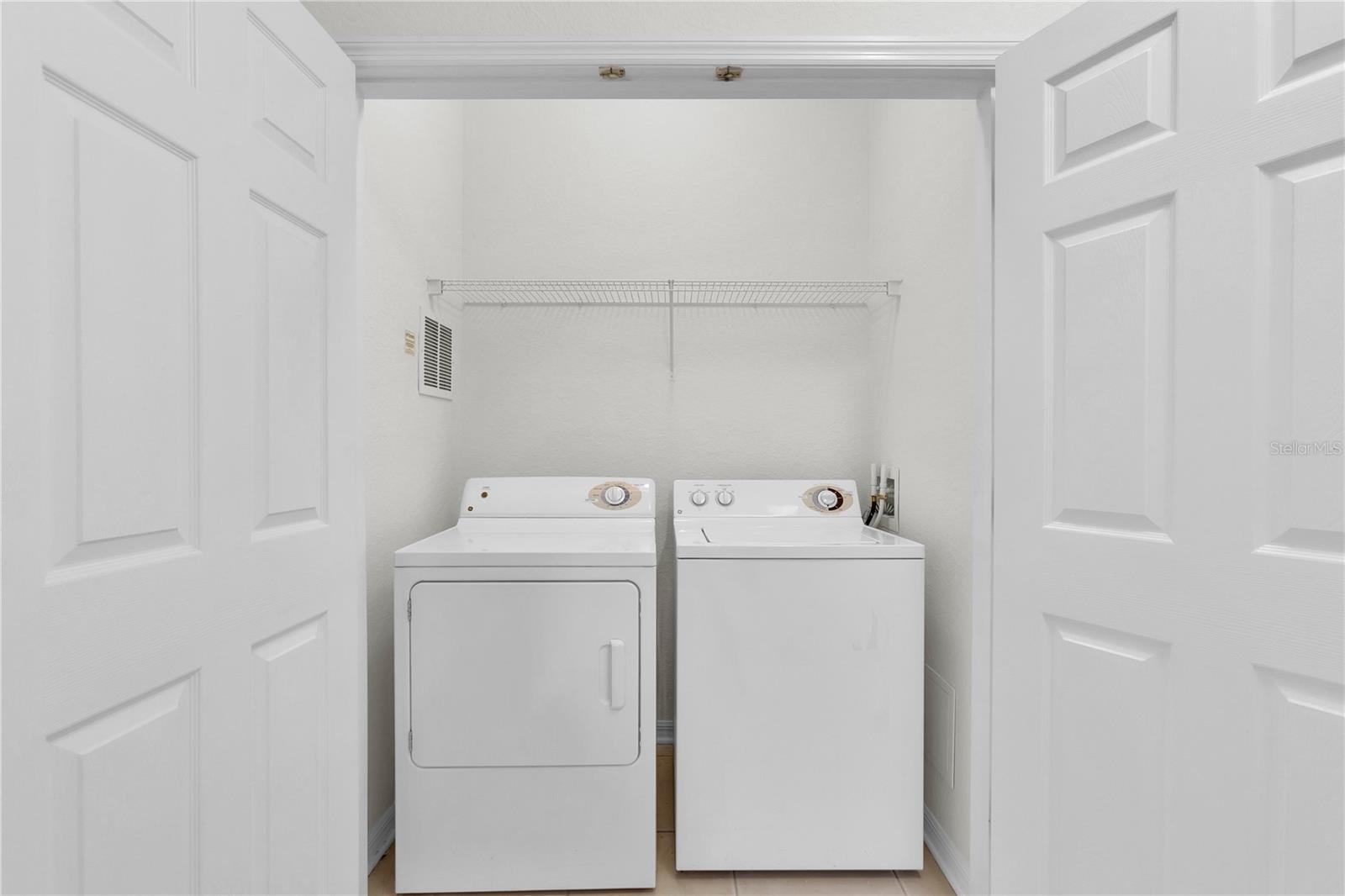 Image 12 of 23 For 1357 Venezia Court 105