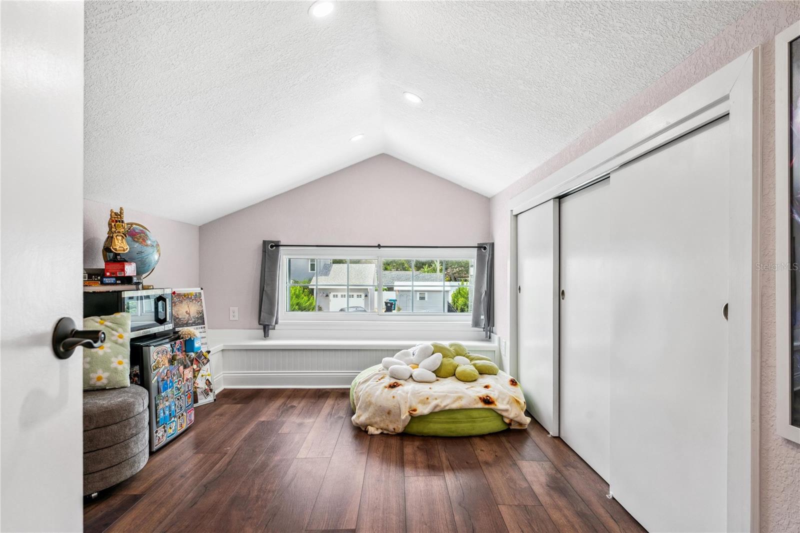 Image 34 of 61 For 1625 Eola Drive