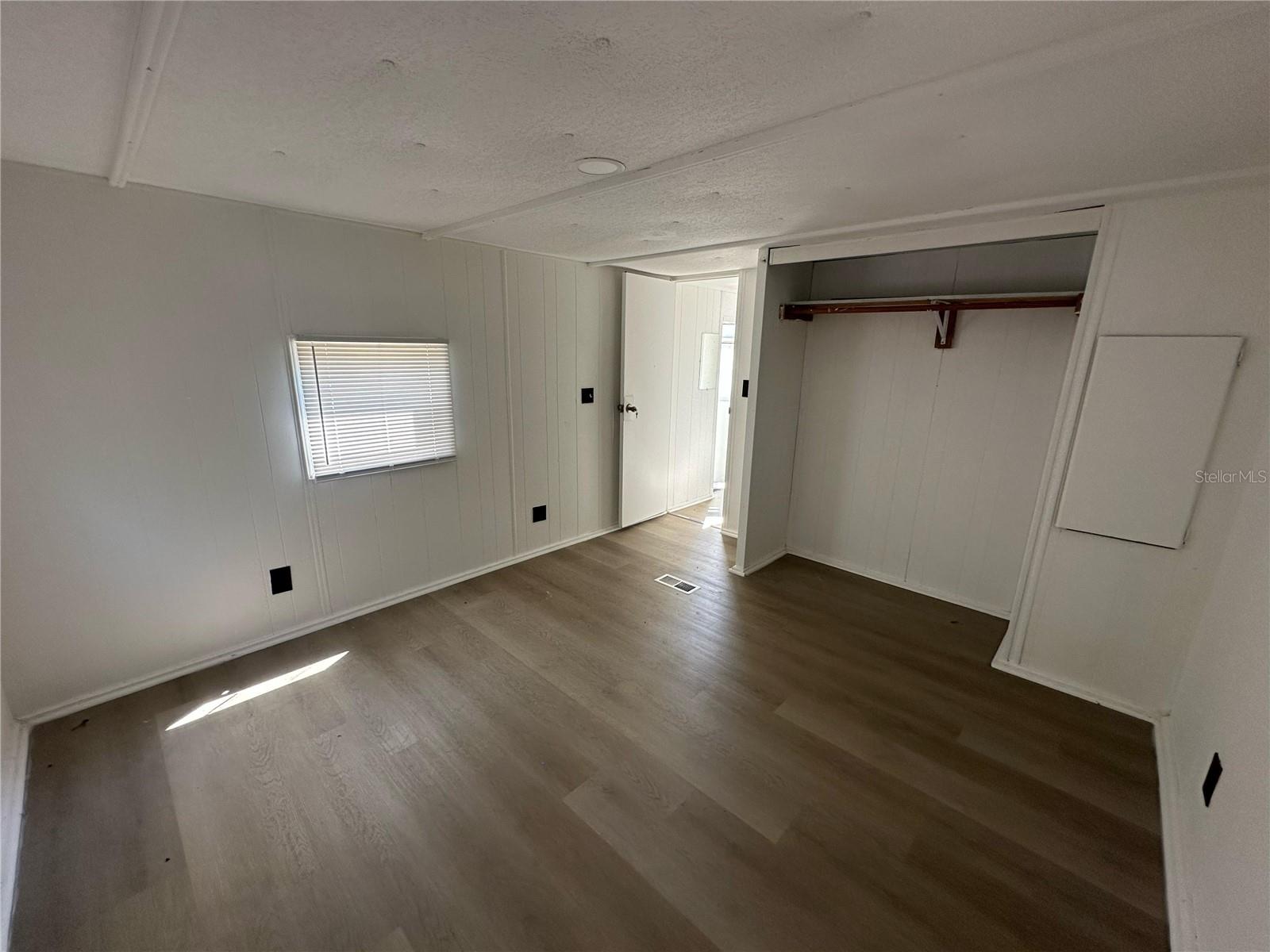 Image 10 of 12 For 204 Johntry Road