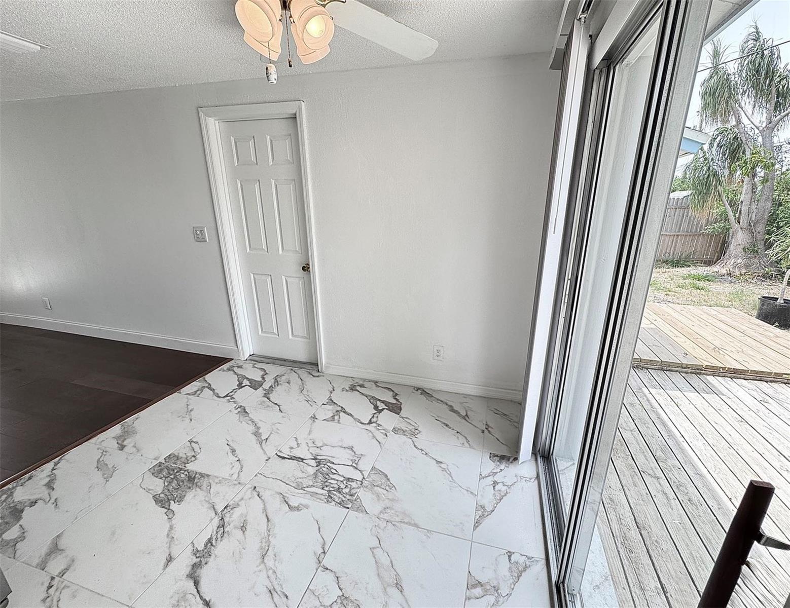 Image 11 of 40 For 8399 78th Avenue N