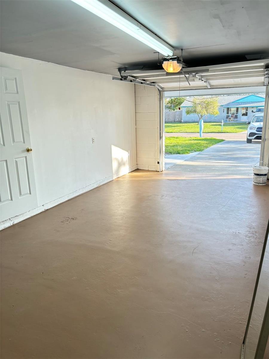 Image 25 of 40 For 8399 78th Avenue N