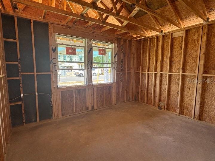 Image 11 of 28 For 707 Junonia Blvd