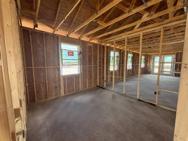 Image 16 of 28 For 707 Junonia Blvd
