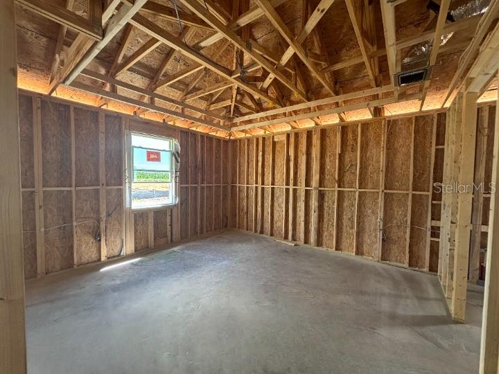 Image 18 of 28 For 707 Junonia Blvd