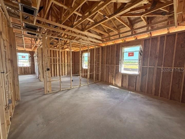Image 19 of 28 For 707 Junonia Blvd