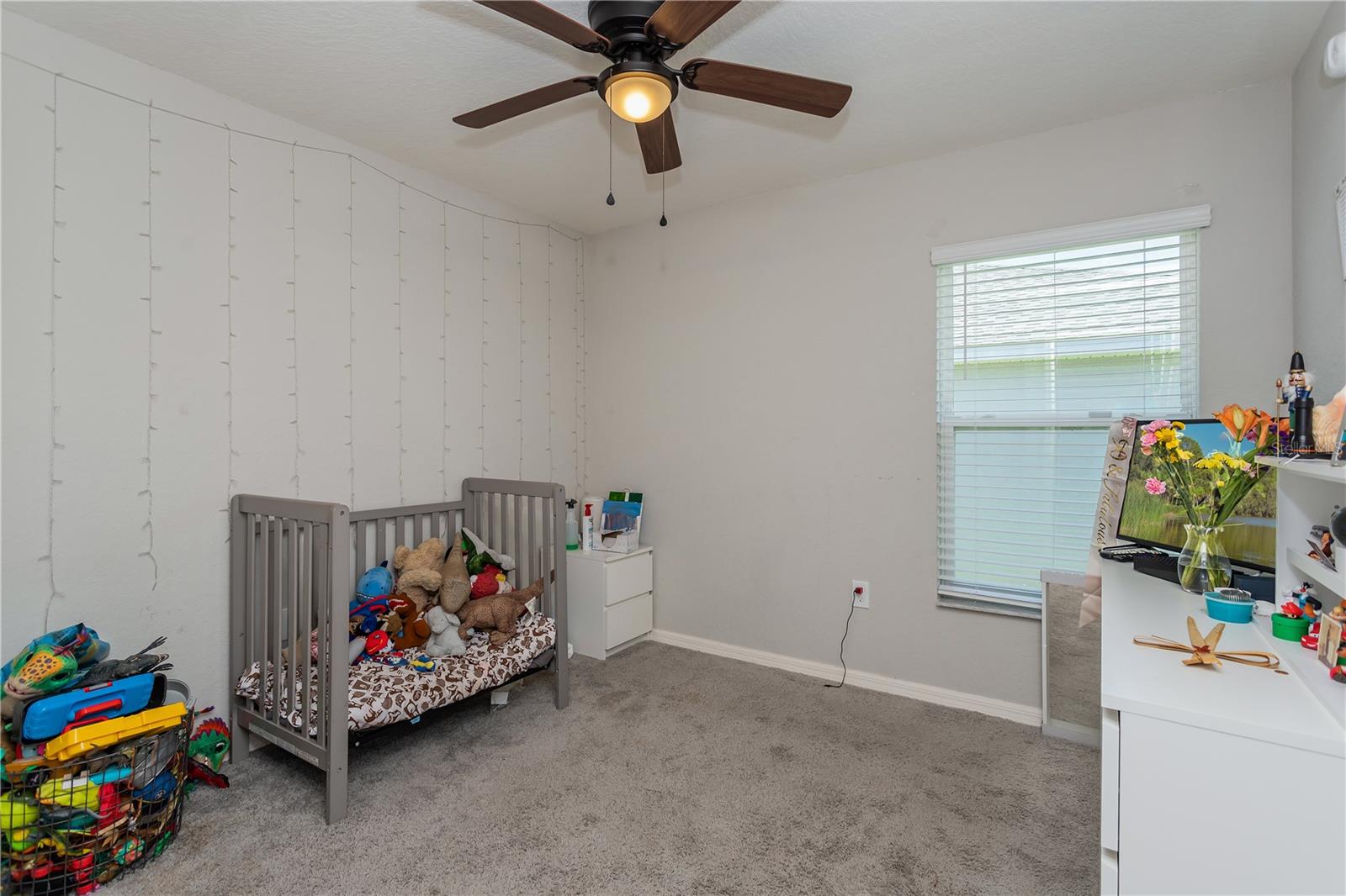 Image 16 of 23 For 871 Orleans Drive