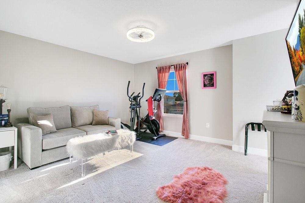 Image 15 of 41 For 10249 Spring Lake Drive