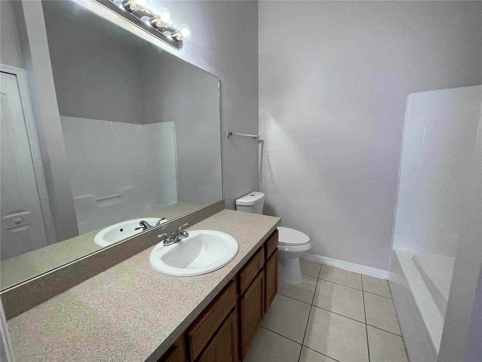 Image 12 of 24 For 514 Wilton Circle