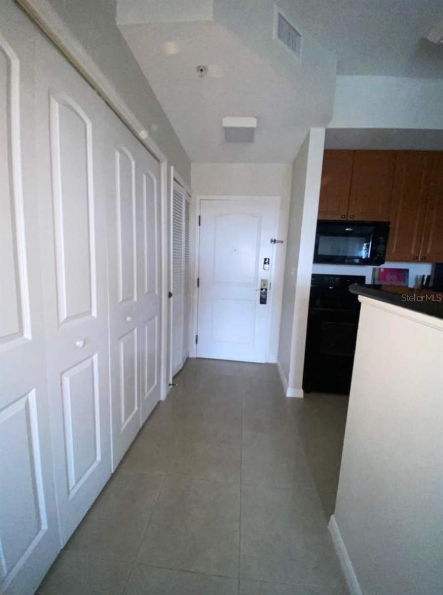 Image 12 of 15 For 7395 Universal Boulevard 704