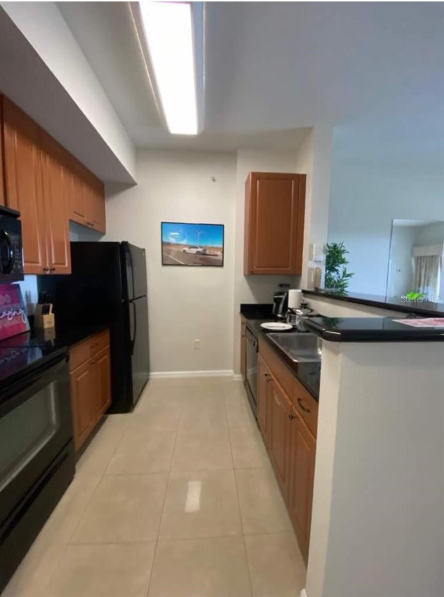 Image 3 of 15 For 7395 Universal Boulevard 704