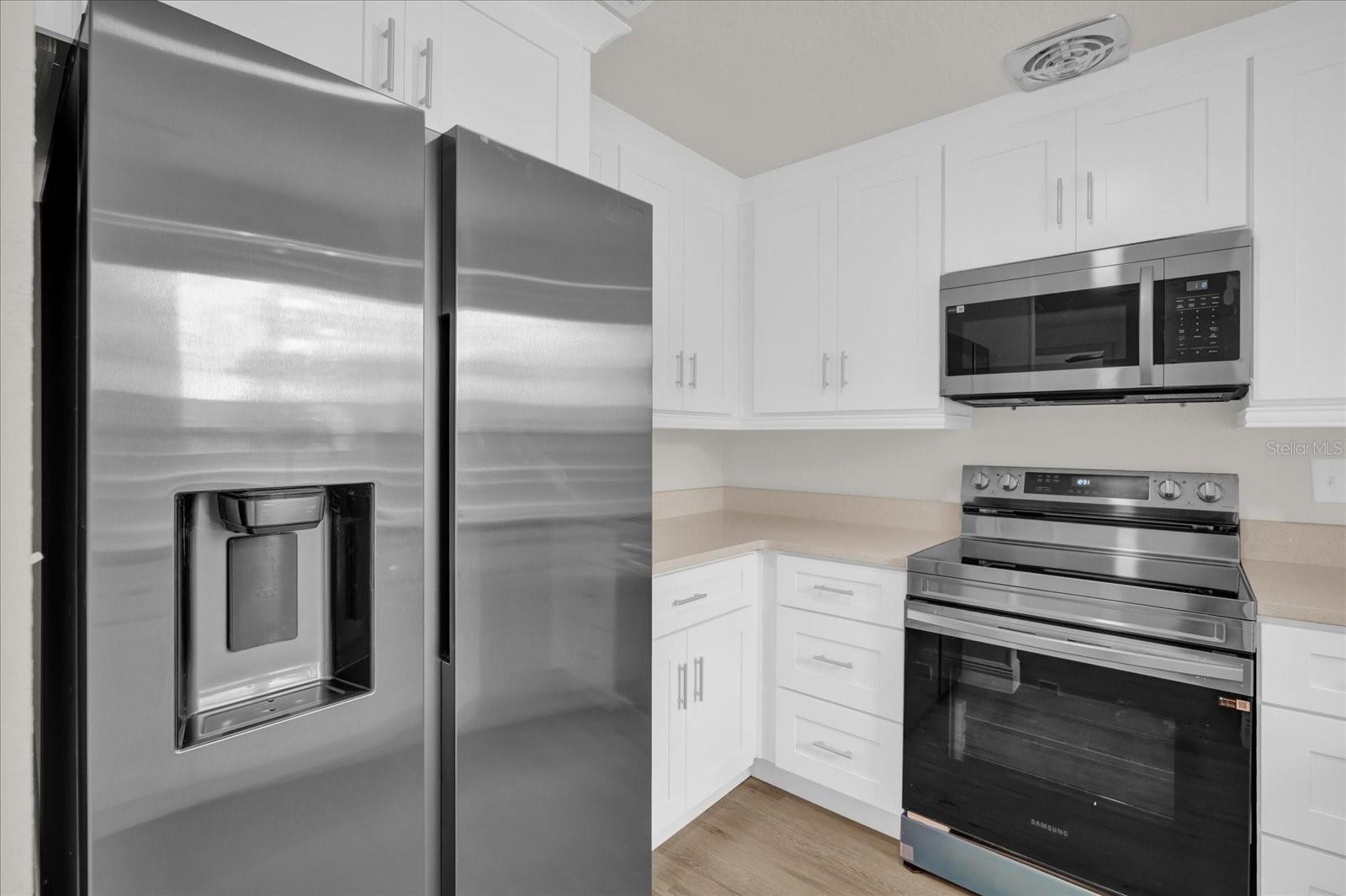 Image 10 of 29 For 1491 Granada Avenue